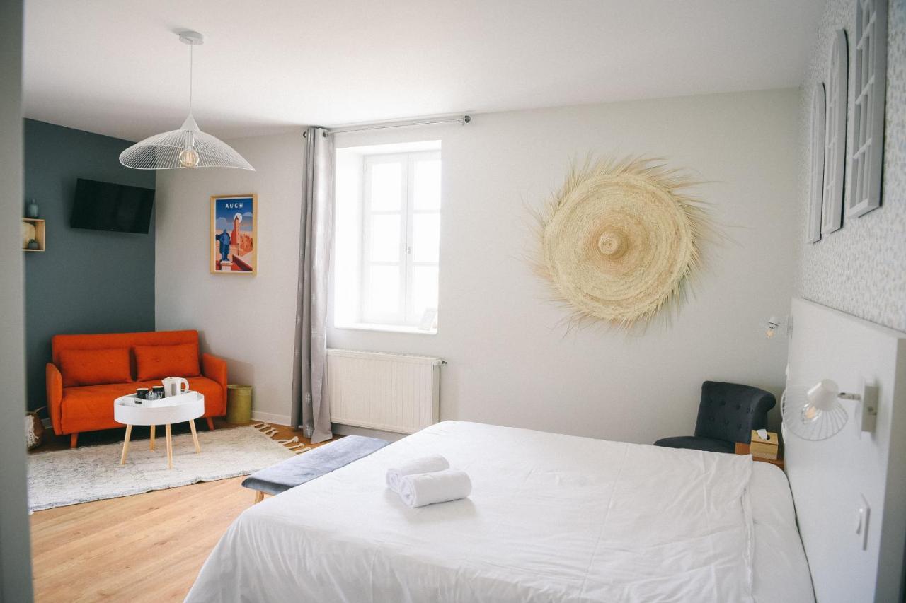 Chambre D'Hotes Domaine Le Castagne オーシュ エクステリア 写真