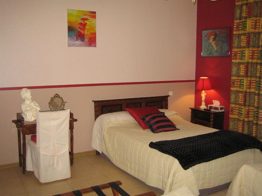 Chambre D'Hotes Domaine Le Castagne オーシュ エクステリア 写真